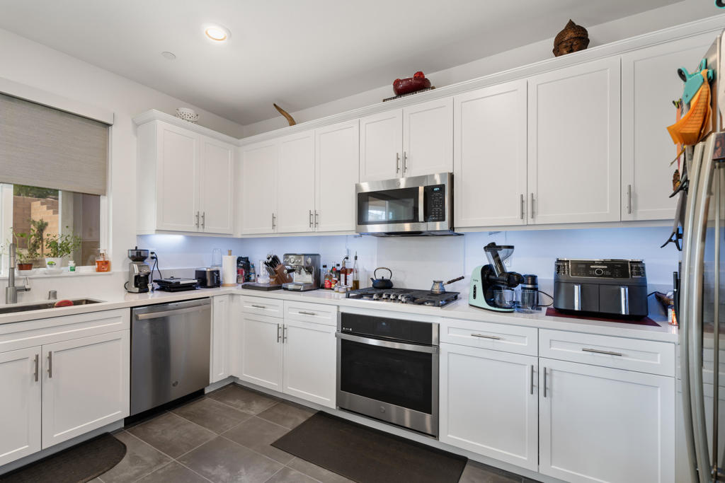 MLS #219135654PS image #9