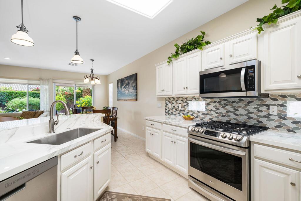 MLS #219135660DA image #9