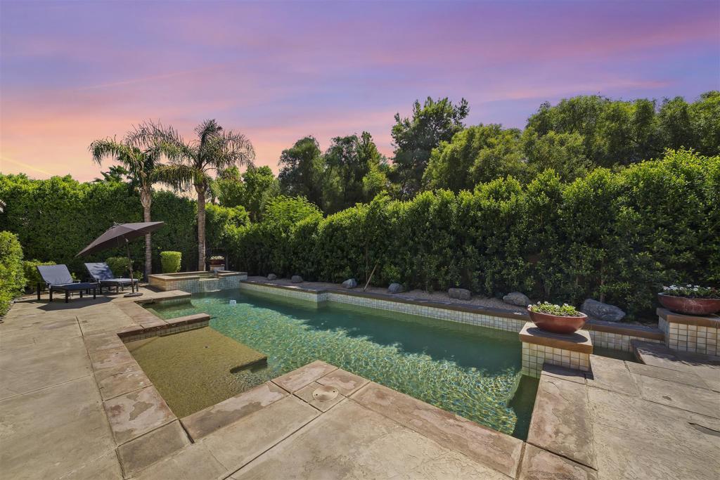 MLS #219135670DA image #4