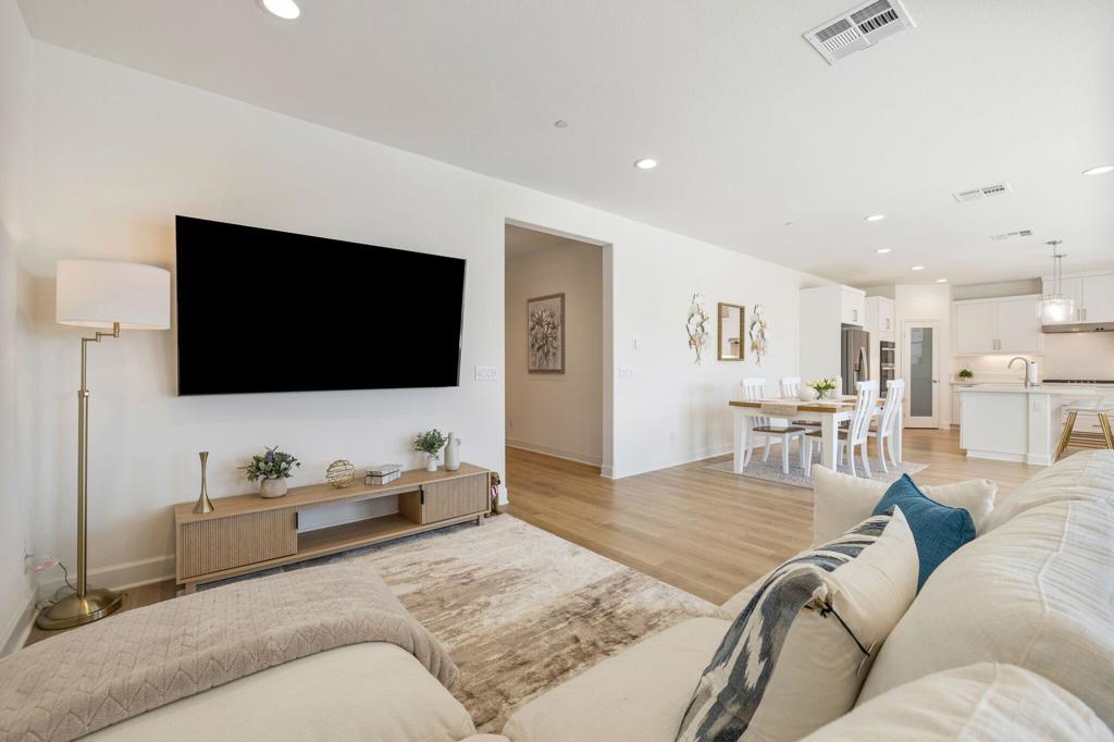 MLS #219135677DA image #10