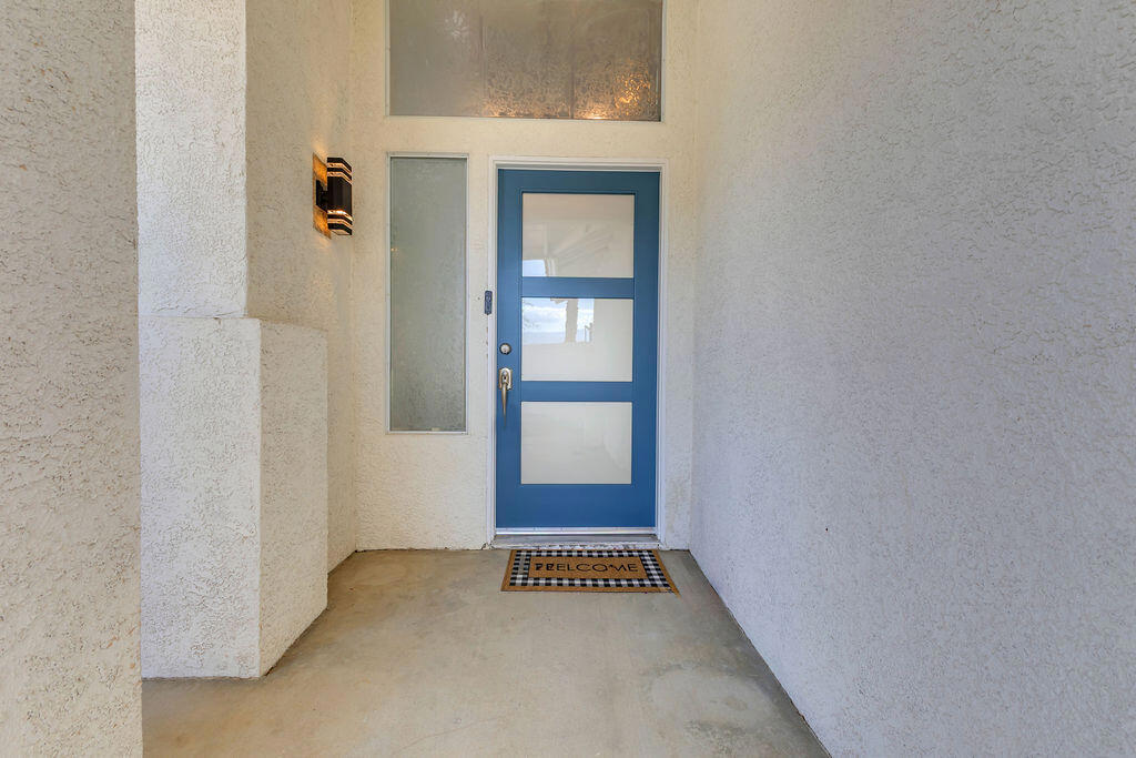 MLS #219135682DA image #2