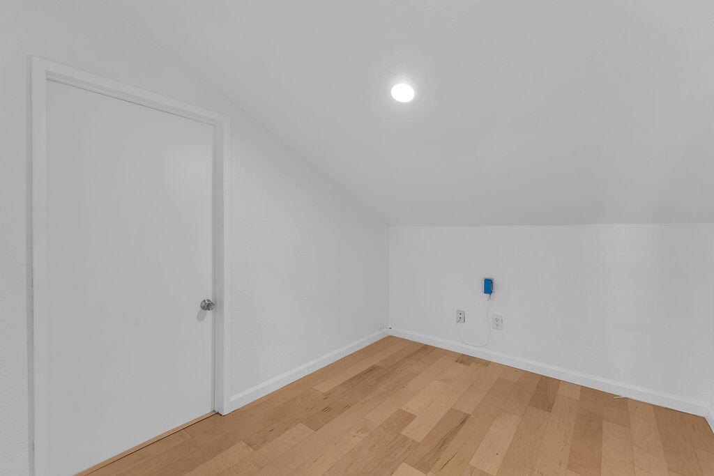 MLS #219135682DA image #21