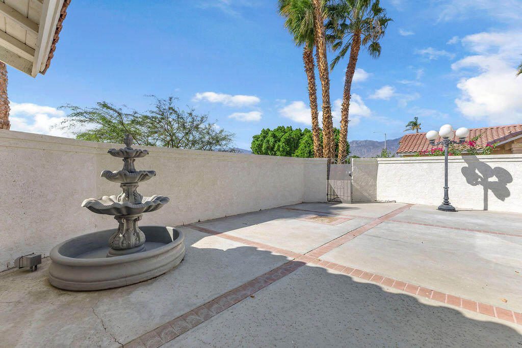 MLS #219135682DA image #3