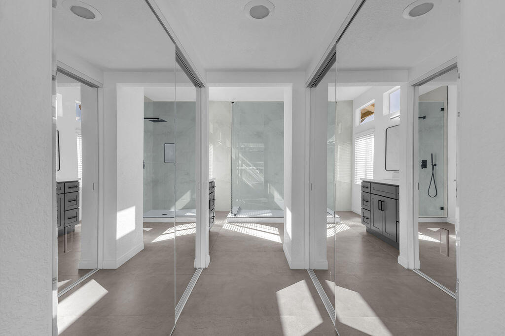 MLS #219135682DA image #9