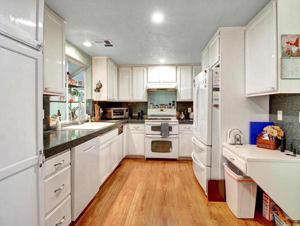 MLS #219135688DA image #12