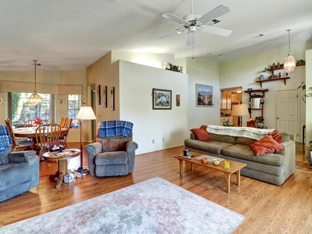 MLS #219135688DA image #5