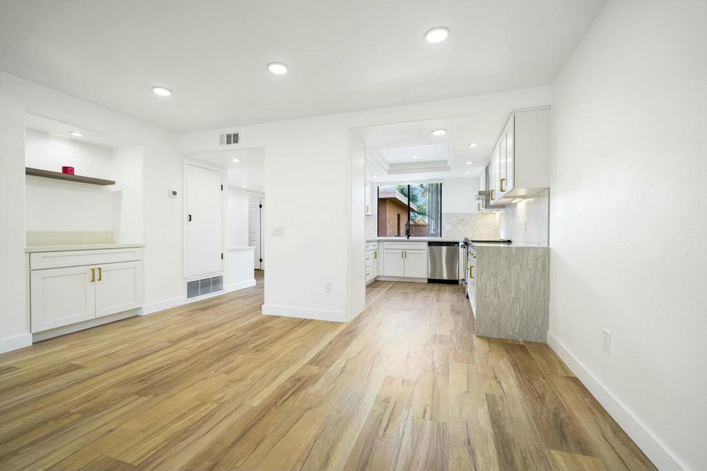 MLS #219135689DA image #8