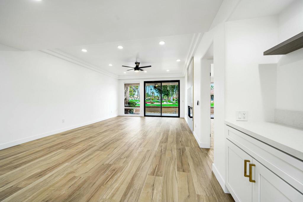 MLS #219135689DA image #9