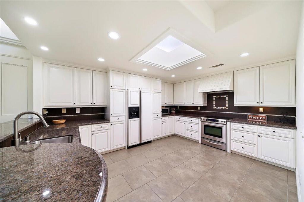 MLS #219135693DA image #13