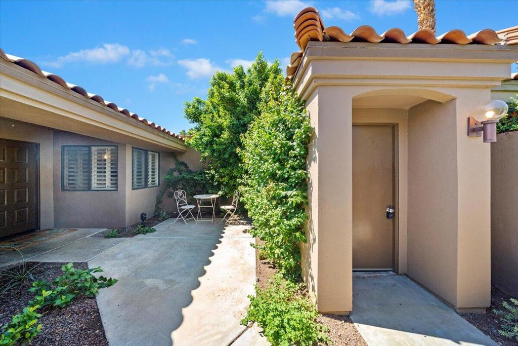 MLS #219135693DA image #2