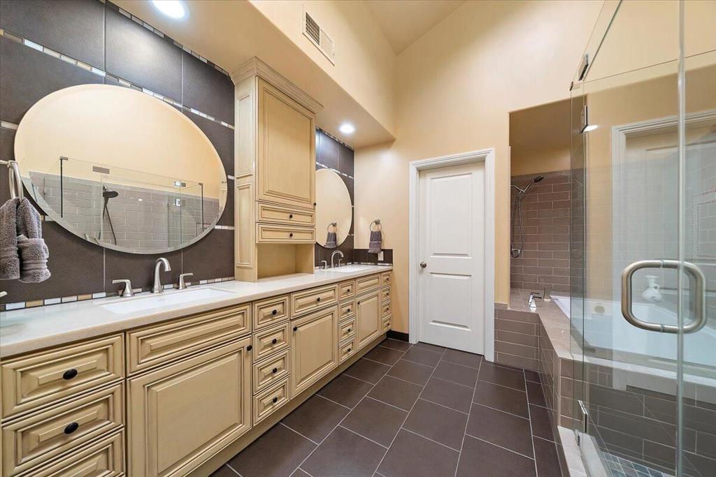 MLS #219135693DA image #28