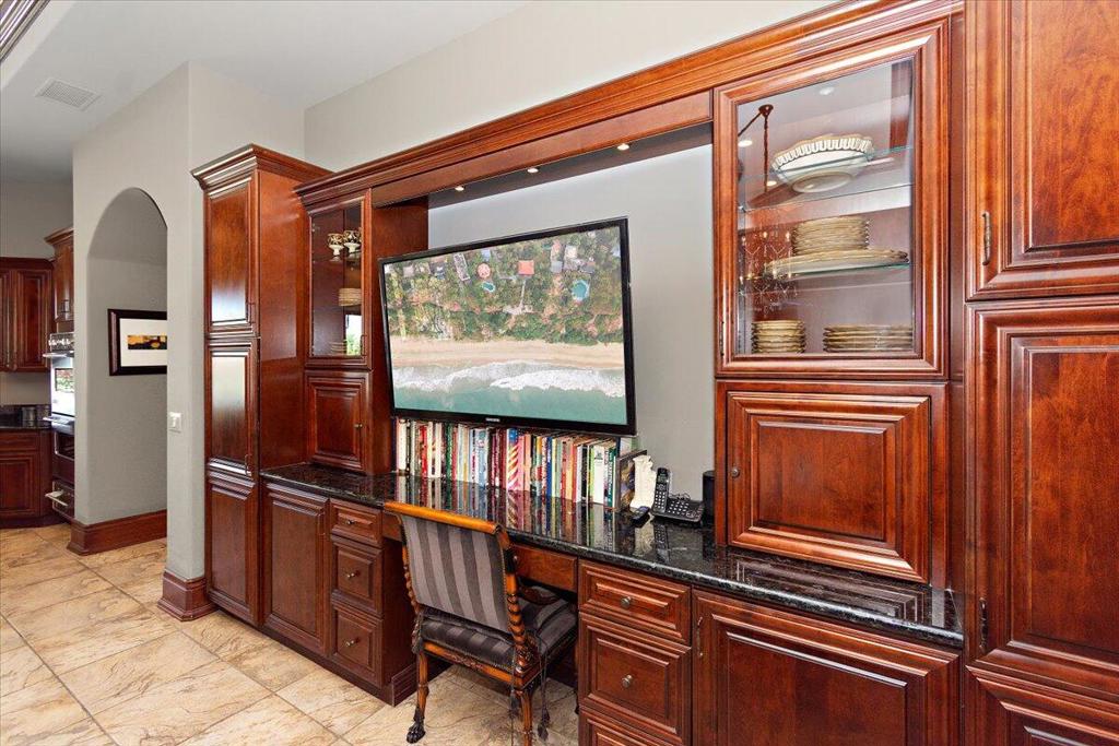 MLS #219135701DA image #21