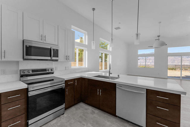 MLS #219135713DA image #10