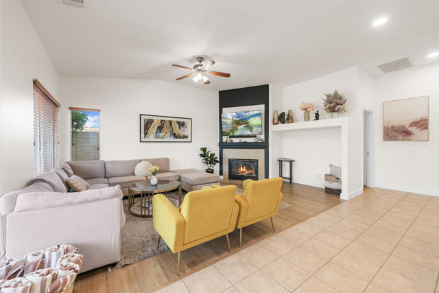 MLS #219135715DA image #22