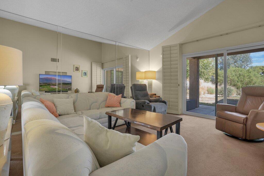 MLS #219135717DA image #9