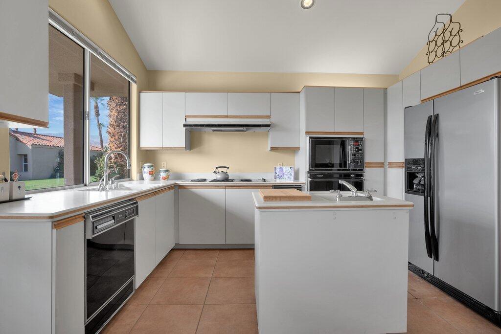 MLS #219135720DA image #17