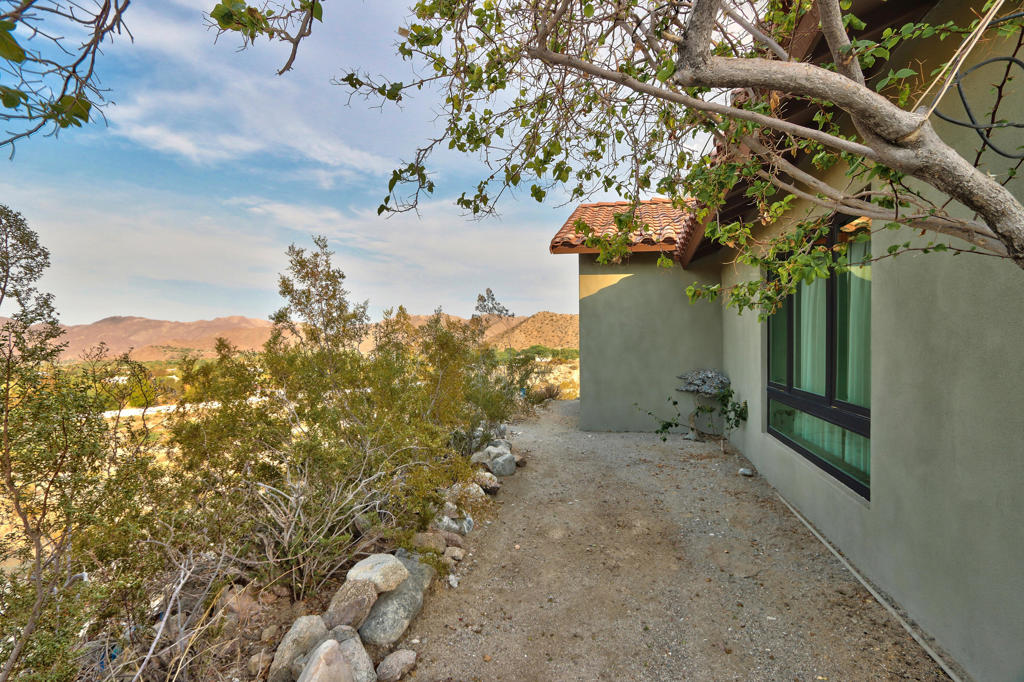 MLS #219135725DA image #33