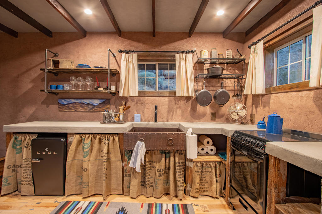 MLS #219135726DA image #2