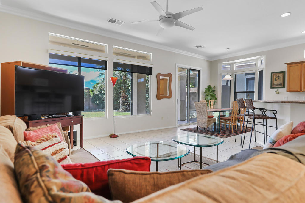 MLS #219135728DA image #4