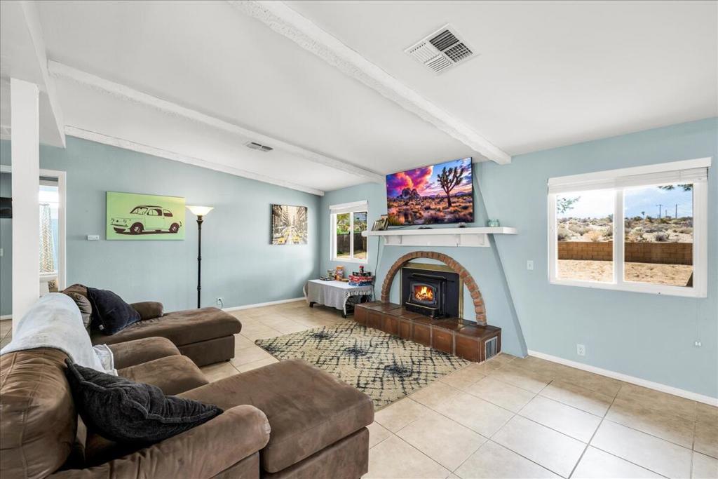 MLS #219135730DA image #4