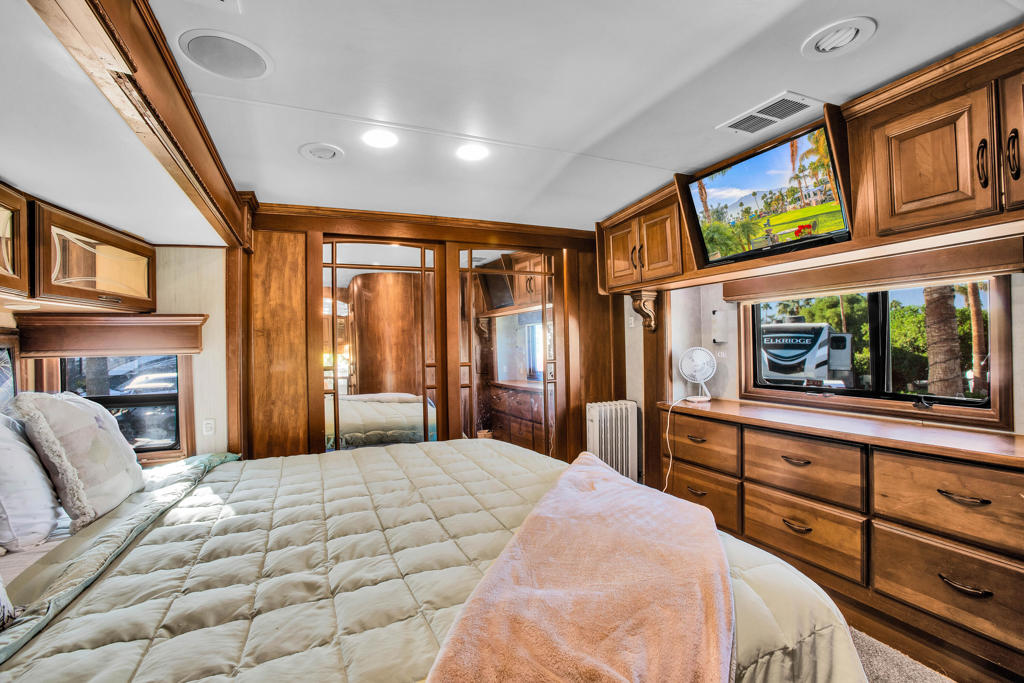 MLS #219135761PS image #27