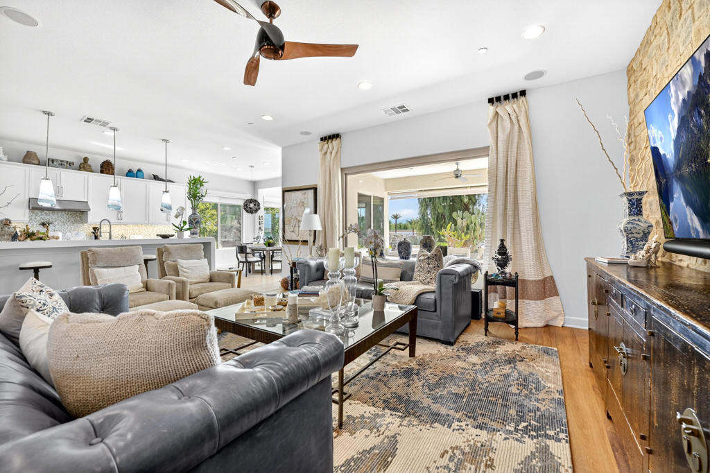 MLS #219135784DA image #11