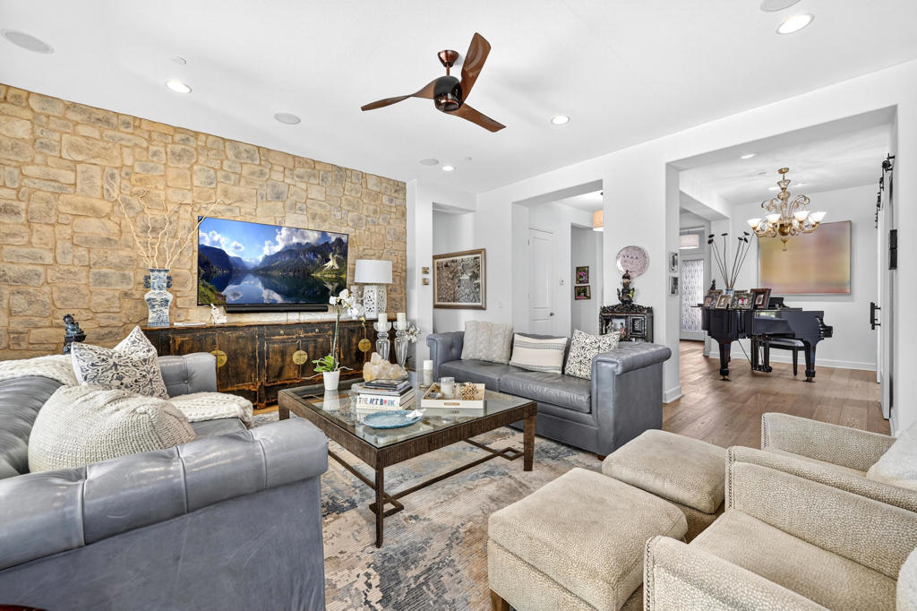 MLS #219135784DA image #9