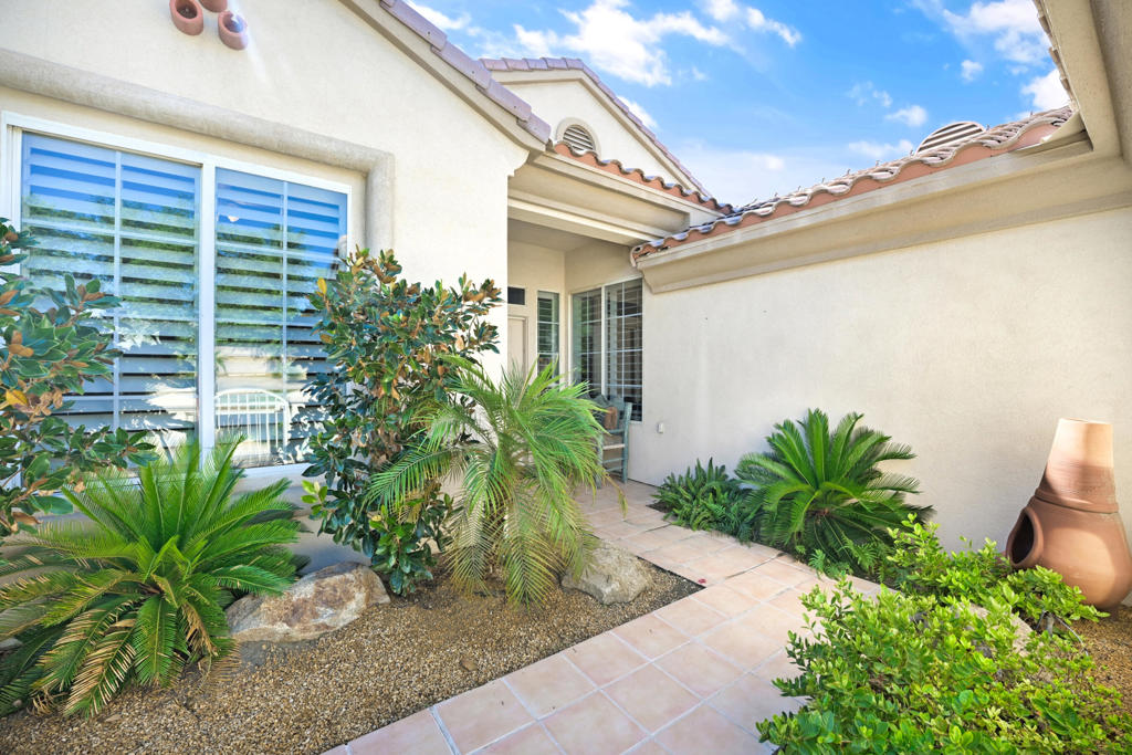 MLS #219135785DA image #2