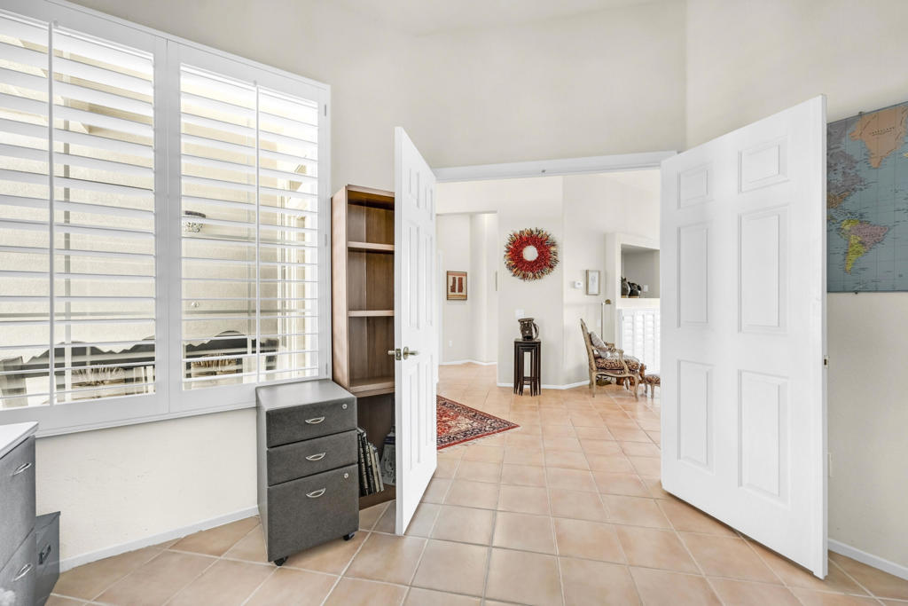 MLS #219135785DA image #4