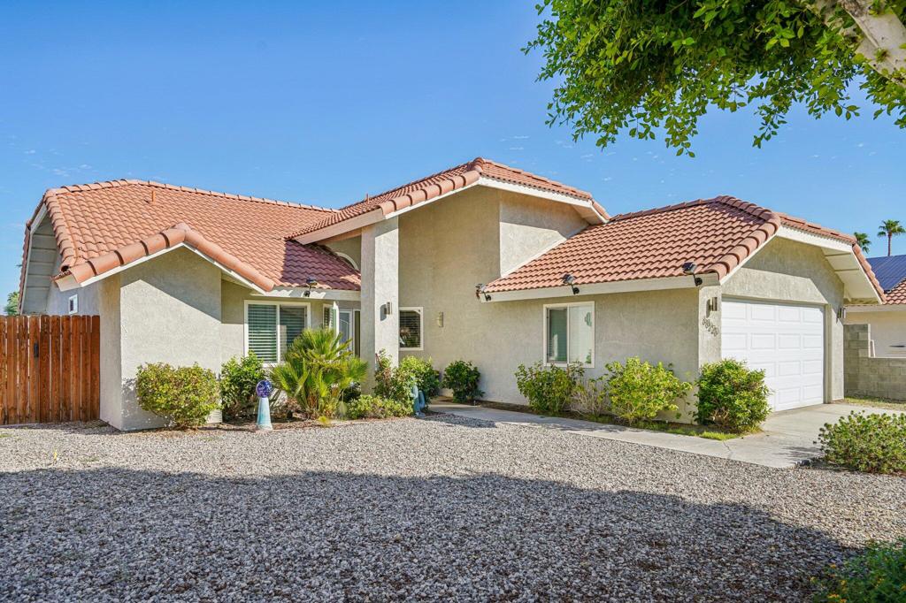 MLS #219135802DA image #2