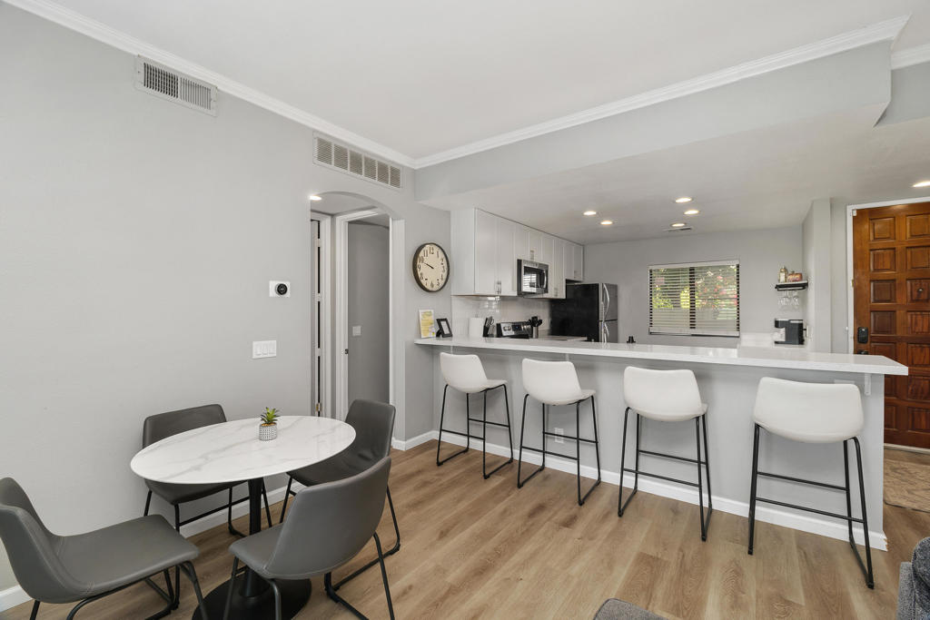 MLS #219135803DA image #12