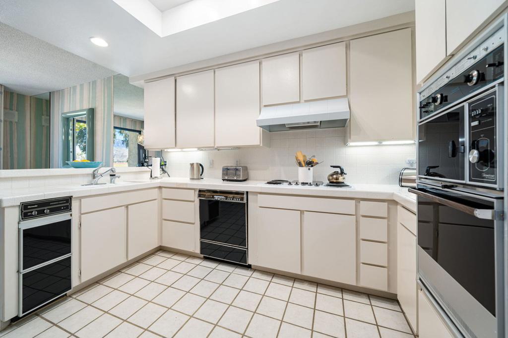 MLS #219135808DA image #16