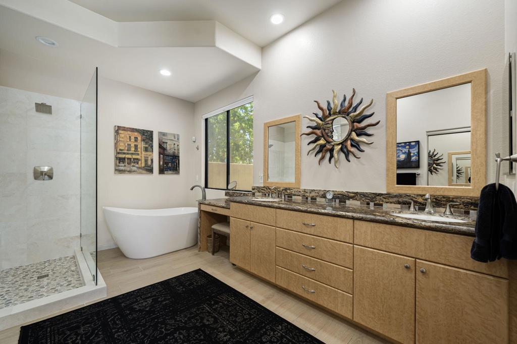 MLS #219135809DA image #10