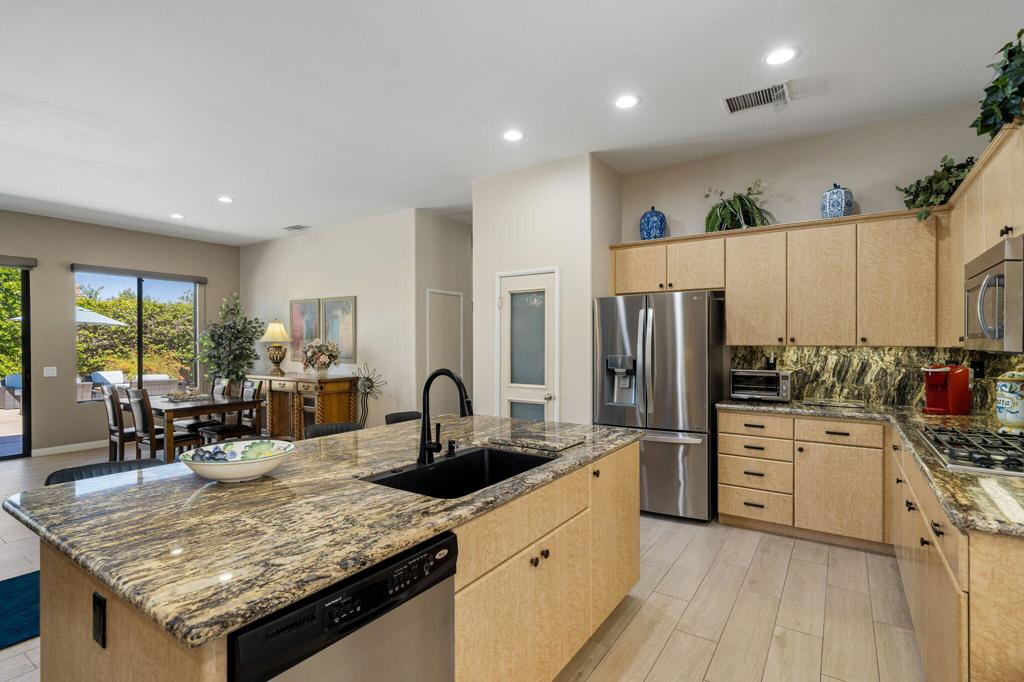 MLS #219135809DA image #8