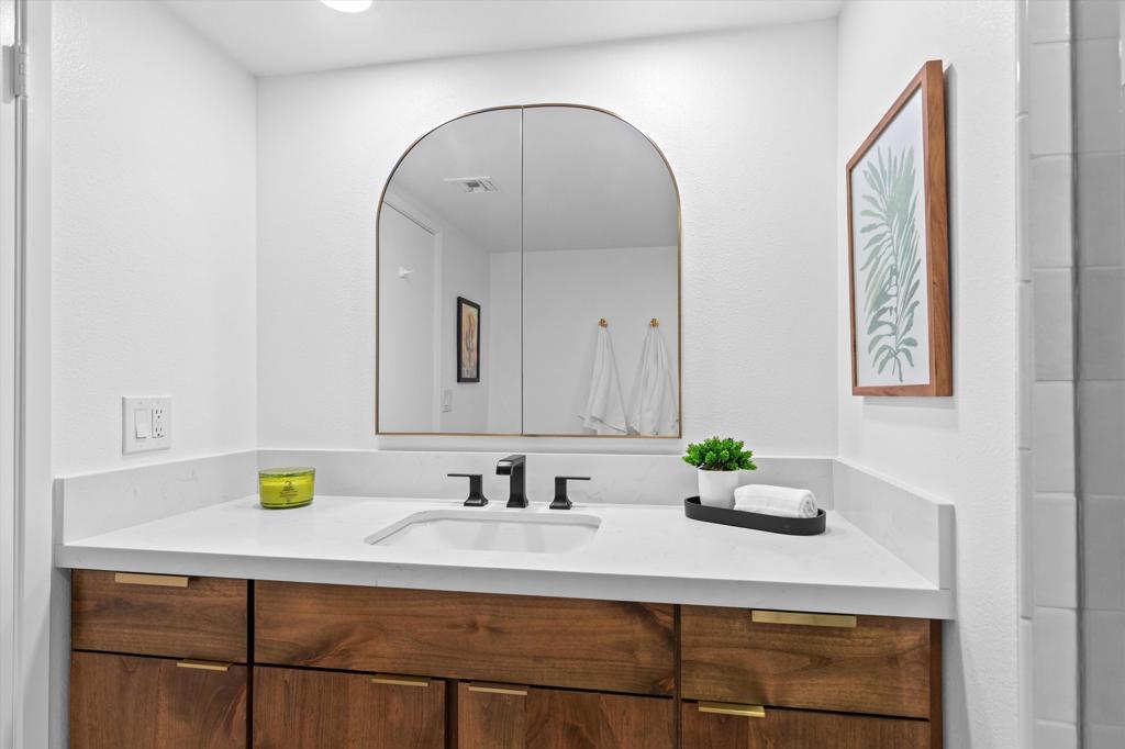 MLS #219135816DA image #13