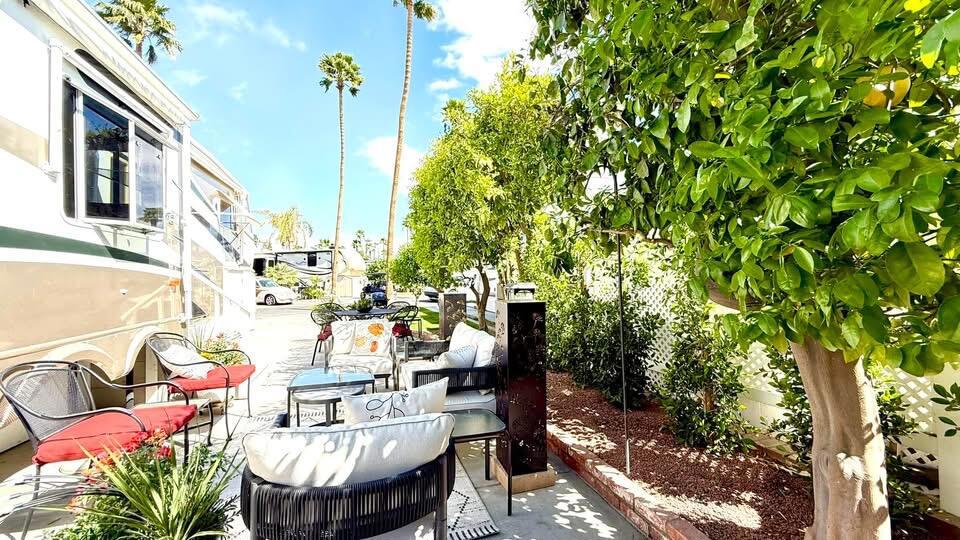 MLS #219135823DA image #1