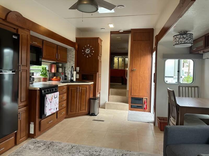 MLS #219135823DA image #14