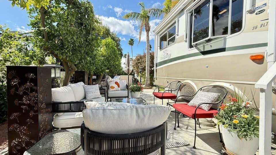 MLS #219135823DA image #2