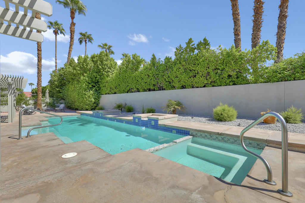 MLS #219135839DA image #4