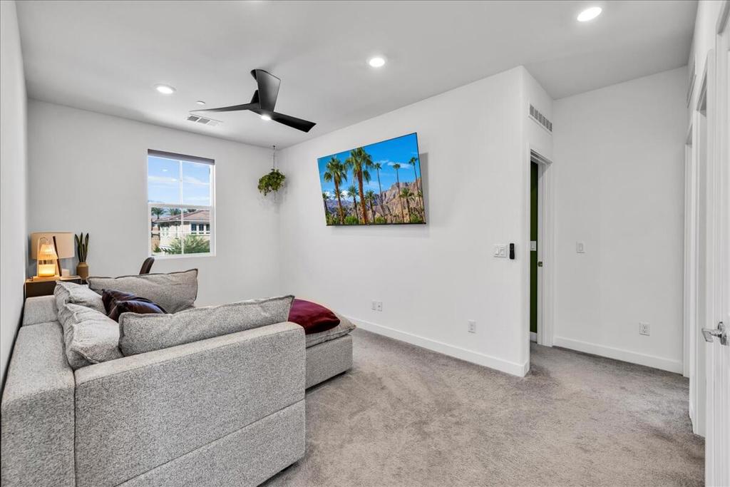 MLS #219135840PS image #16