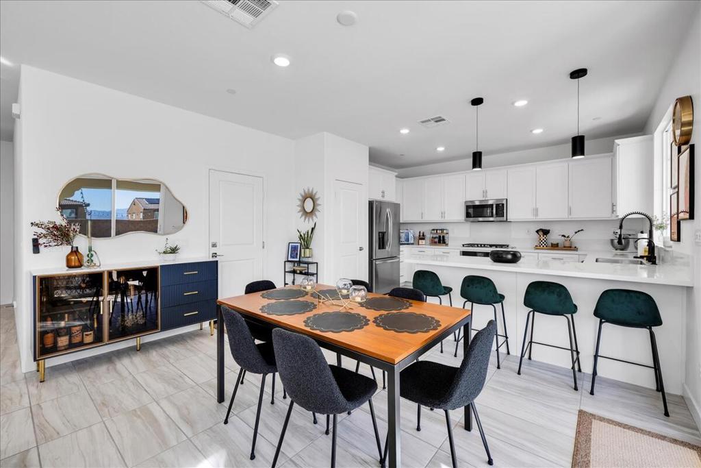 MLS #219135840PS image #6