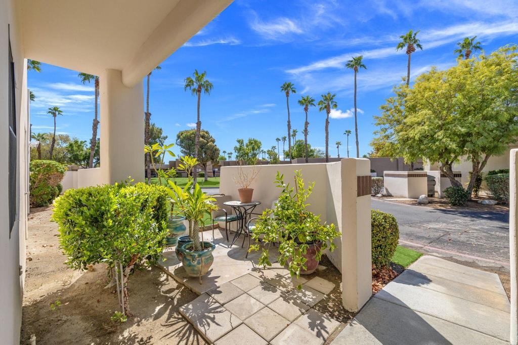 MLS #219135842DA image #2