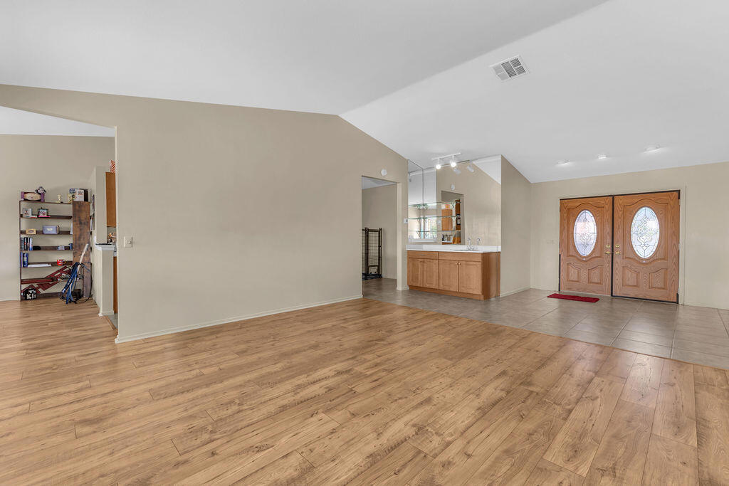 MLS #219135861DA image #7