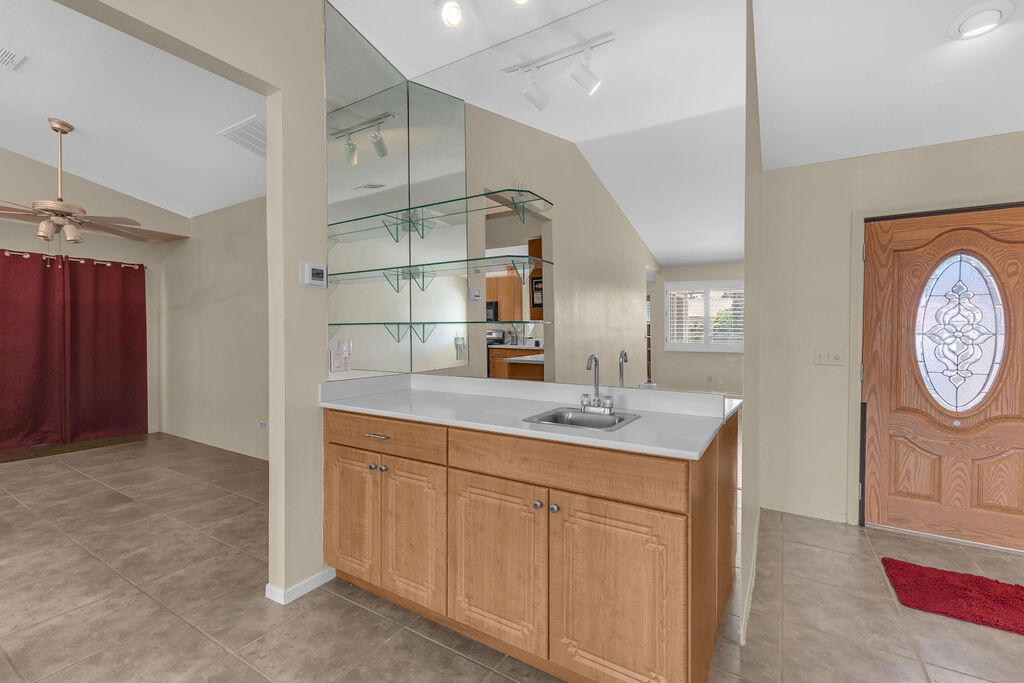 MLS #219135861DA image #8