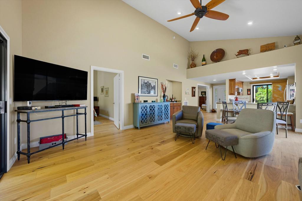 MLS #219135864DA image #18