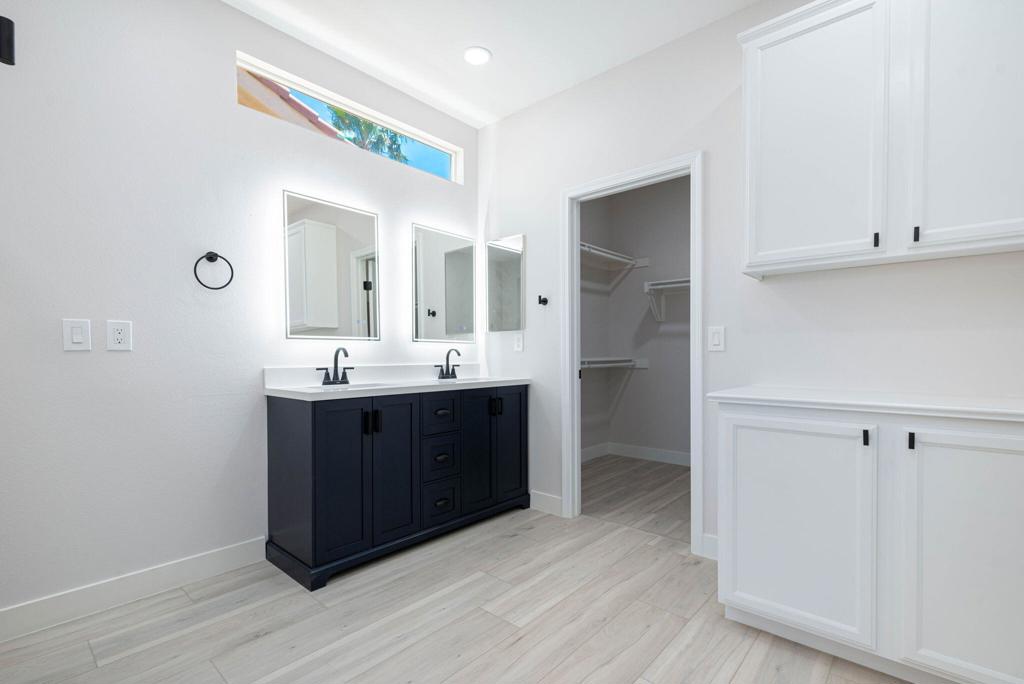 MLS #219135872DA image #16