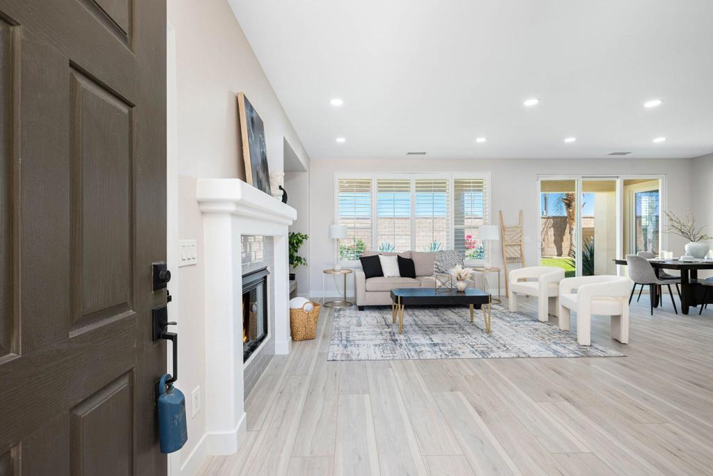 MLS #219135872DA image #3