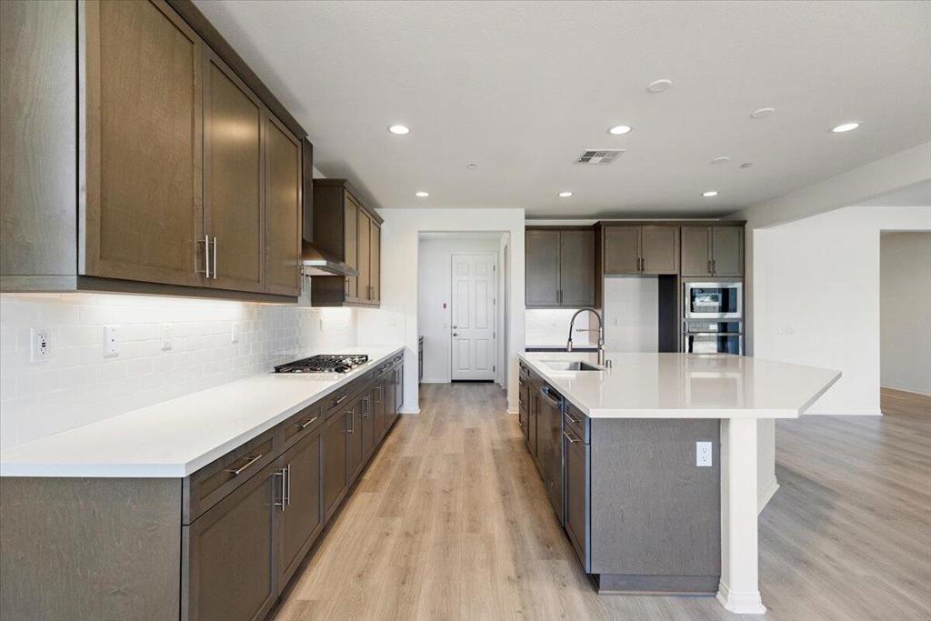 MLS #219135893DA image #3