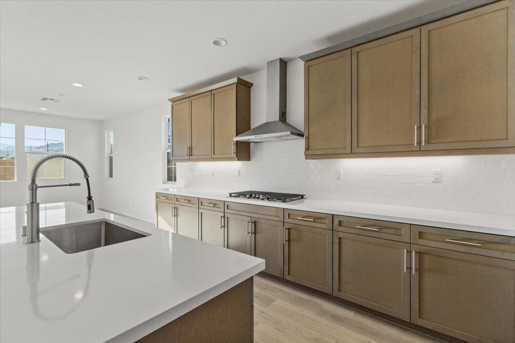 MLS #219135893DA image #4