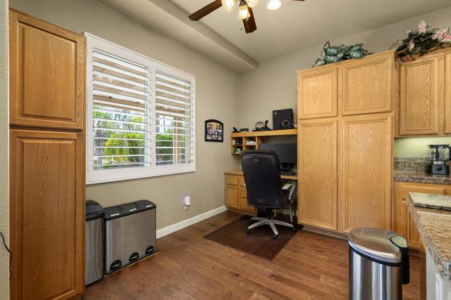 MLS #219135903DA image #10